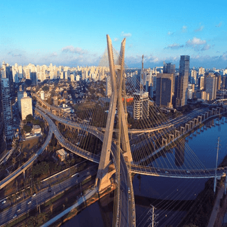 Sao Paulo de Olivenca के लिए अंतिम मिनट की उड़ान