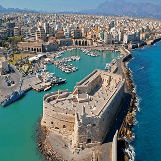 Heraklion के लिए अंतिम मिनट की उड़ान