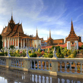 Last minute flight to Phnom Penh